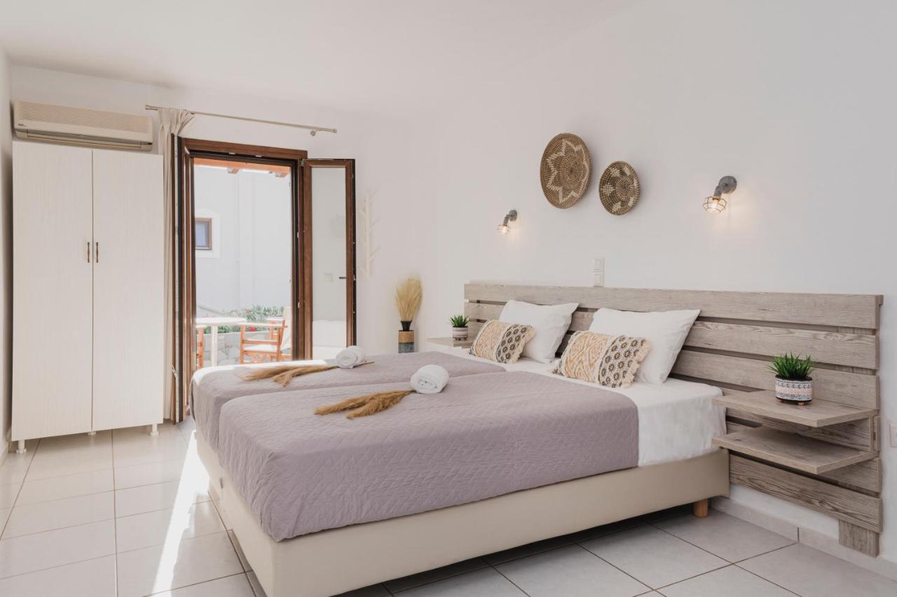 Petros Studios & Suites Naxos City Buitenkant foto