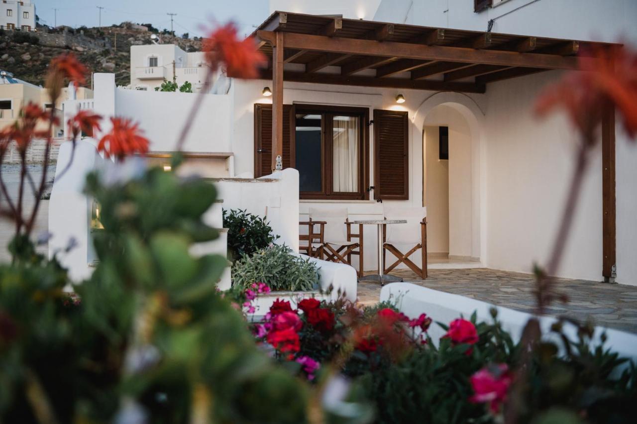 Petros Studios & Suites Naxos City Buitenkant foto