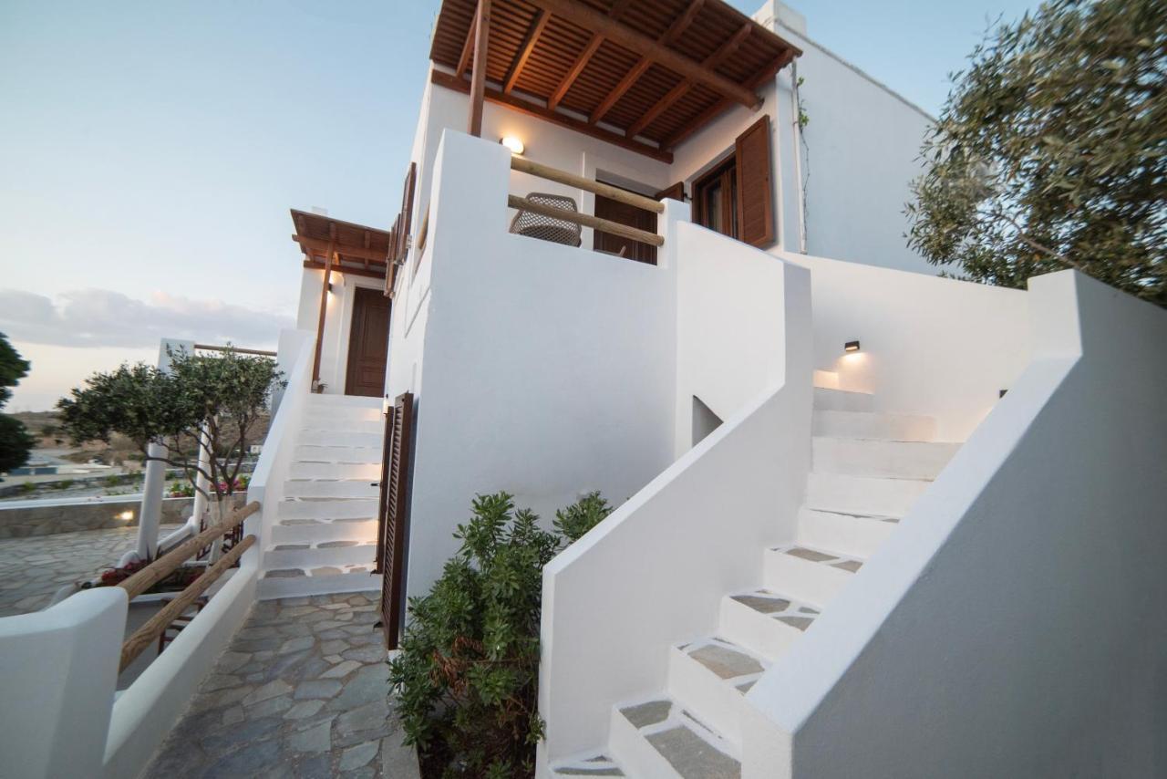 Petros Studios & Suites Naxos City Buitenkant foto