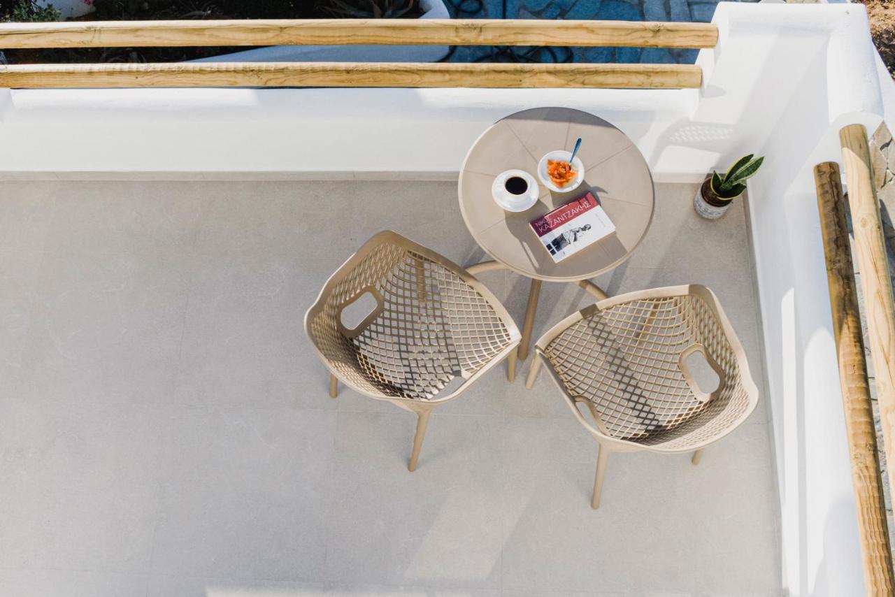 Petros Studios & Suites Naxos City Buitenkant foto