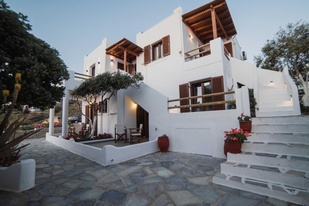 Petros Studios & Suites Naxos City Buitenkant foto