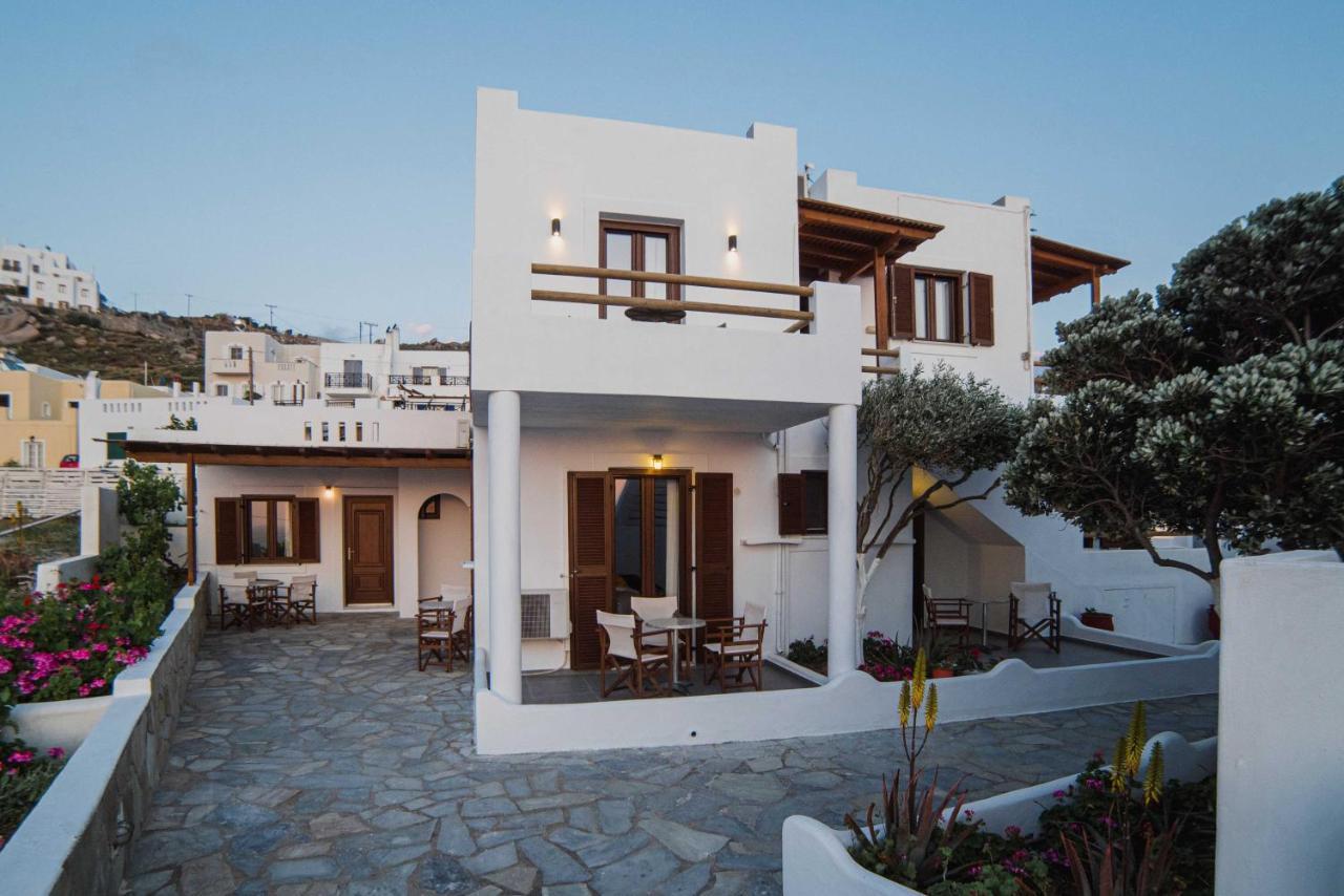 Petros Studios & Suites Naxos City Buitenkant foto